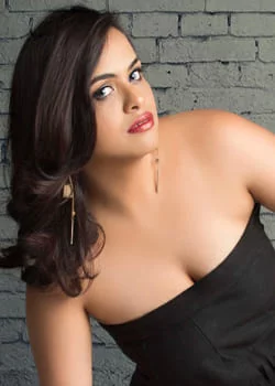 Call Girl near Hotel The Leela Palace