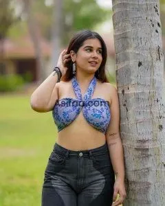 meghna face sitting escort bangalore